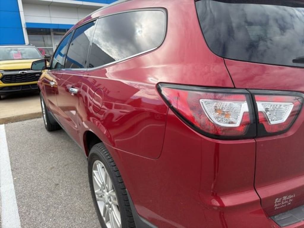 Used 2014 Chevrolet Traverse LT SUV