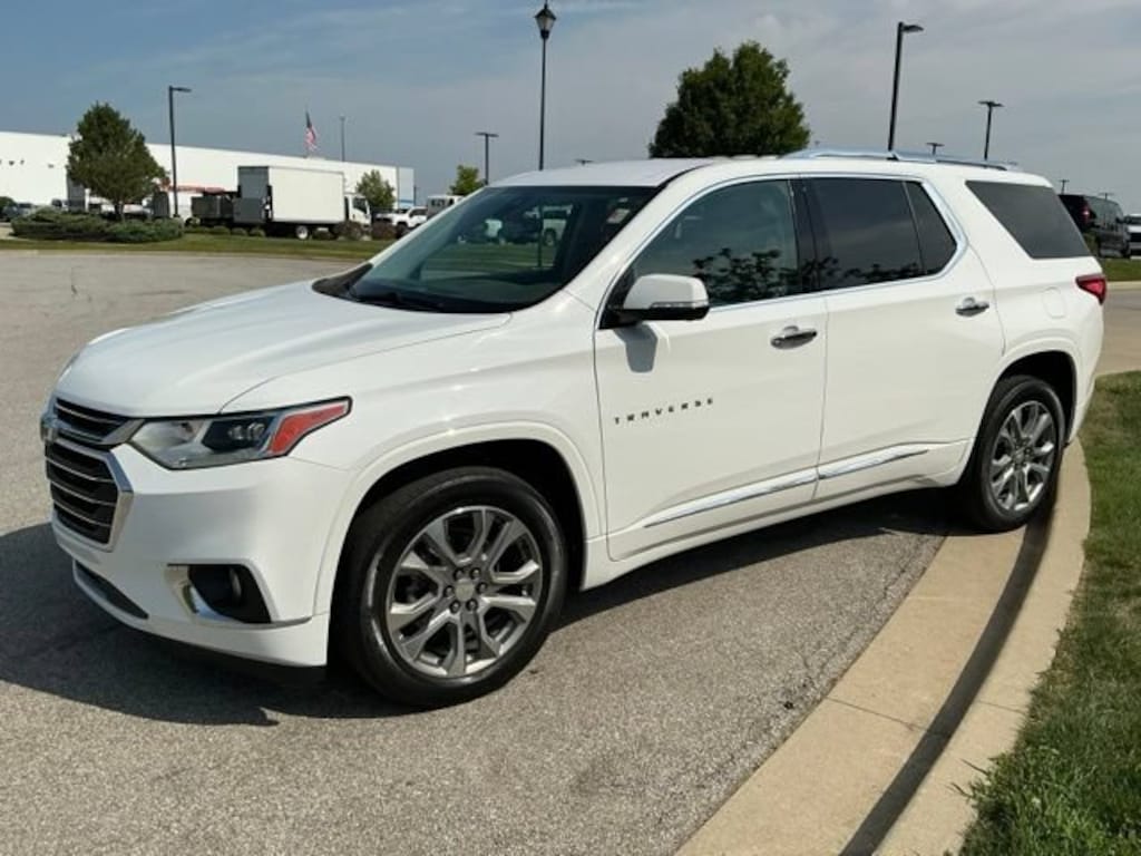 Used 2021 Chevrolet Traverse Premier SUV