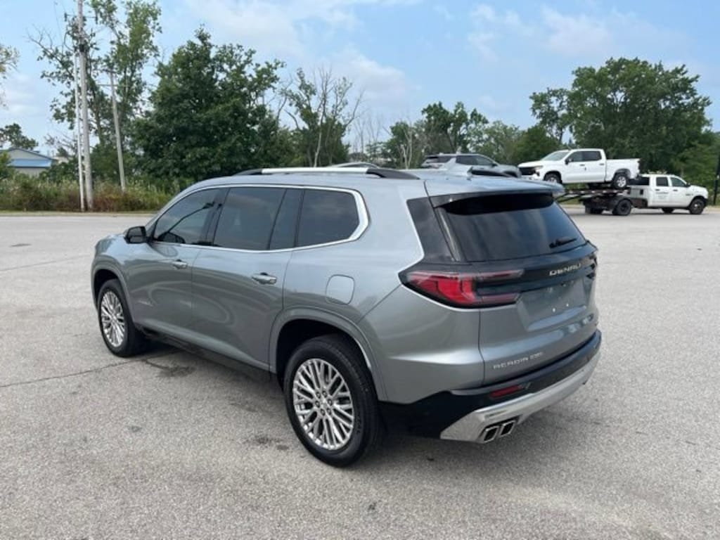 Used 2024 GMC Acadia Denali SUV