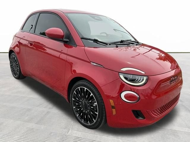 Used 2024 FIAT 500e Base with VIN ZFAFFAA47RX204550 for sale in Fort Wayne, IN