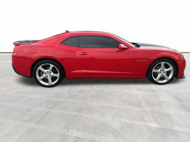 2014 Chevrolet Camaro photo 2