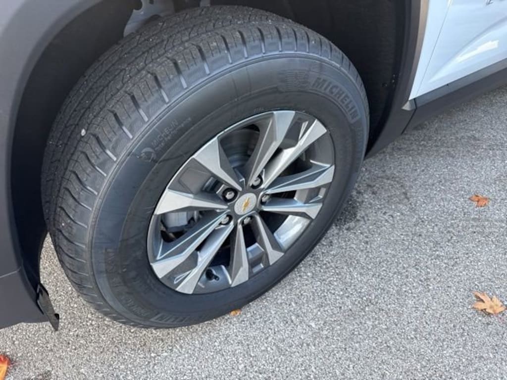 New 2026 Chevrolet Equinox LT SUV