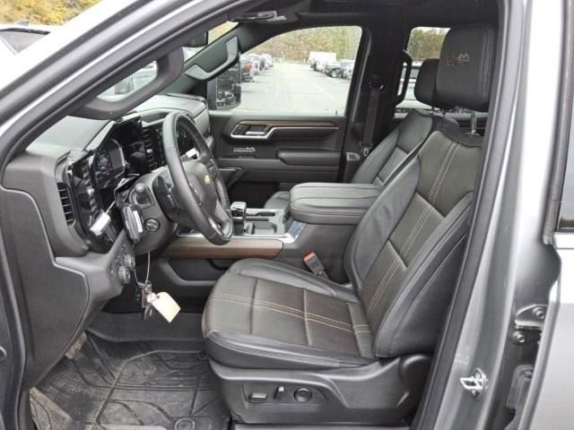 2024 Chevrolet Silverado 1500 High Country photo 3