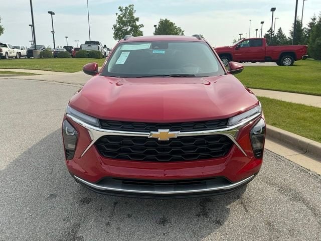 2026 Chevrolet Trax LT - Photo 9