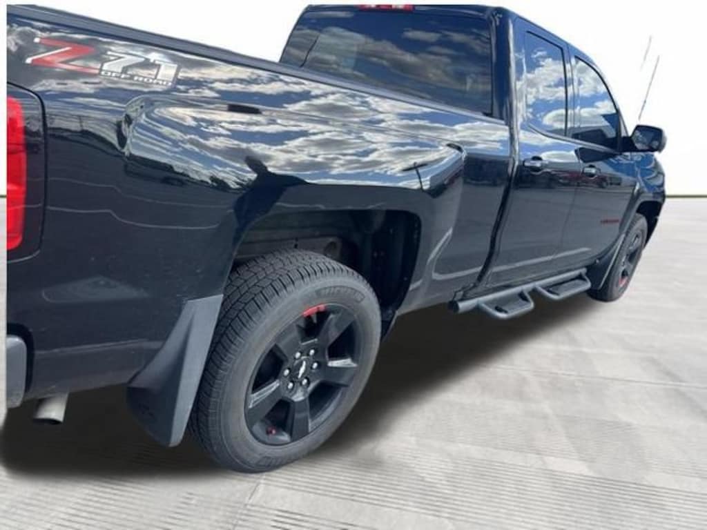 Used 2018 Chevrolet Silverado 1500 LT Truck