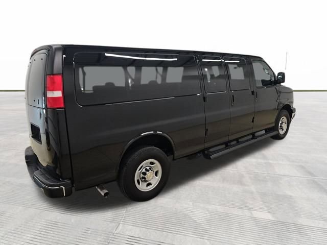 2024 Chevrolet Express Passenger 3500 Van photo 4