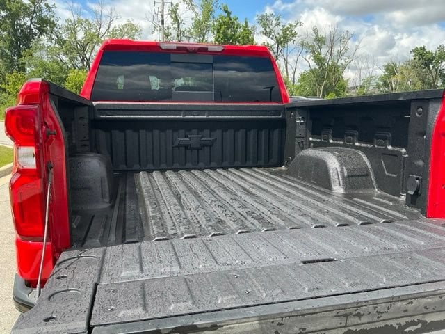 2026 Chevrolet Silverado 1500 ZR2 - Photo 11