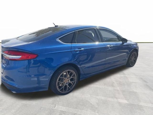 2017 Ford Fusion SE photo 4