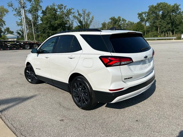 2024 Chevrolet Equinox RS photo 2