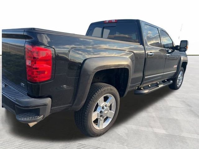 2016 Chevrolet Silverado 2500HD LTZ photo 2