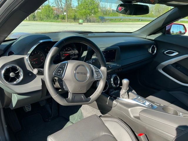 2023 Chevrolet Camaro 2LT - Photo 17