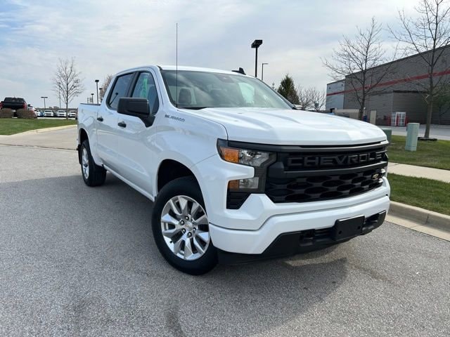 Used 2024 Chevrolet Silverado 1500 Custom with VIN 1GCPDBEK6RZ258427 for sale in Fort Wayne, IN