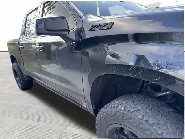 2022 Chevrolet Silverado 1500 LT Trail Boss photo 3