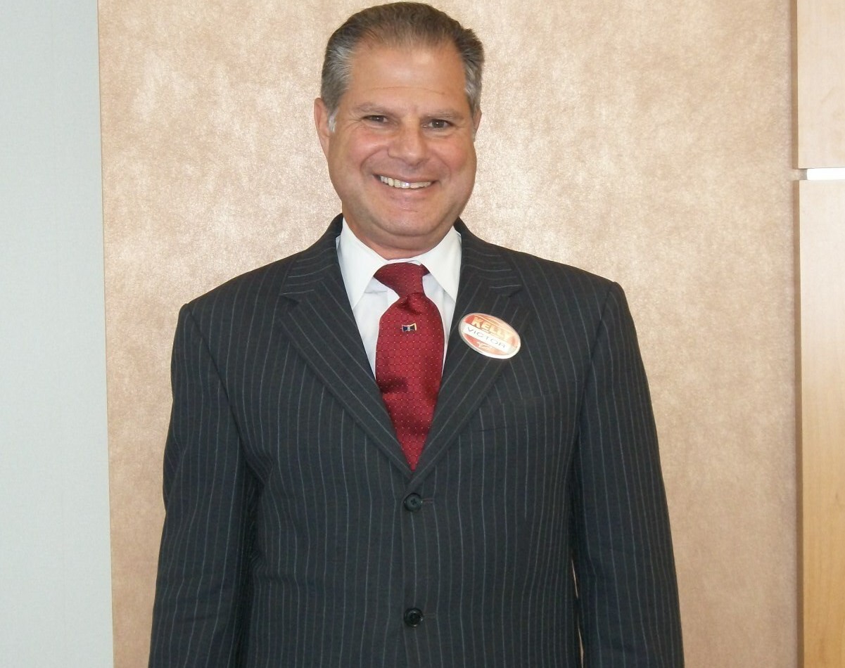 VICTOR LOPERFIDO,<br>Sales Consultant