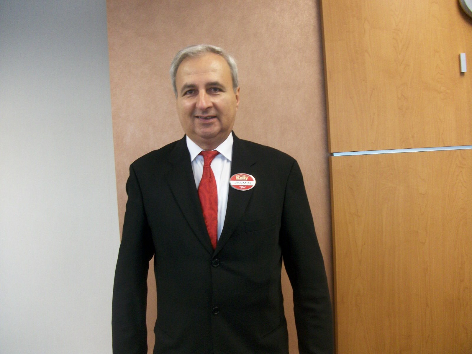 JASMIN SEIFIJA, <br>Sales Consultant