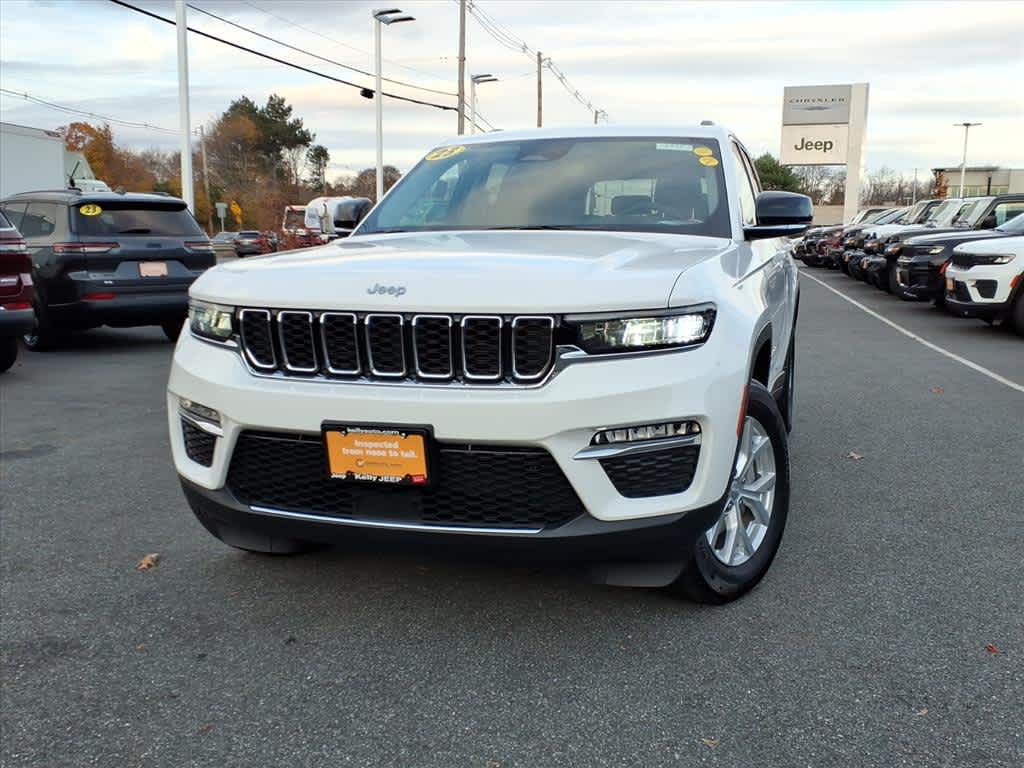 2023 Jeep Grand Cherokee Limited photo 2