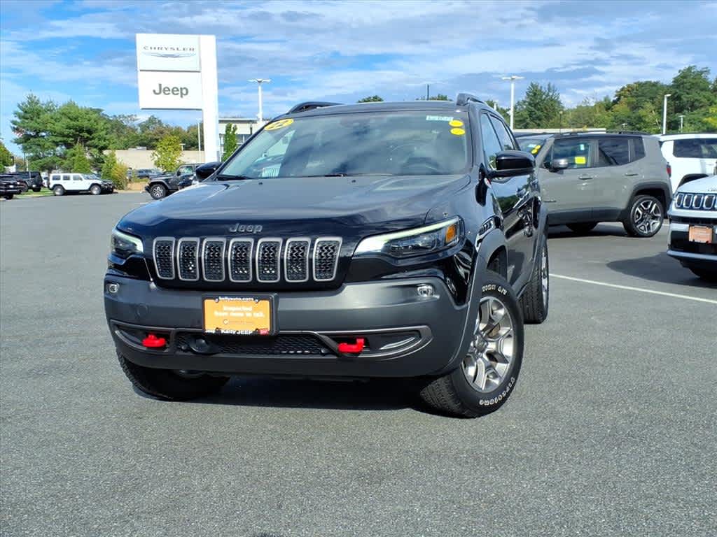 2022 Jeep Cherokee Trailhawk photo 2