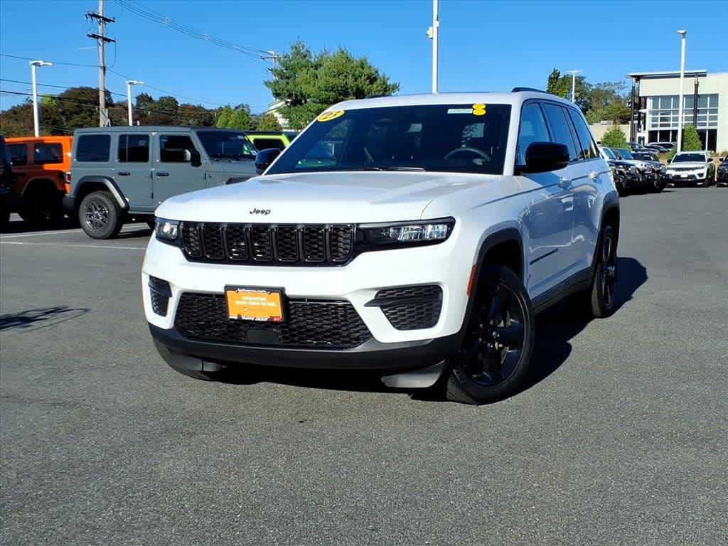 Certified 2023 Jeep Grand Cherokee Altitude 4x4