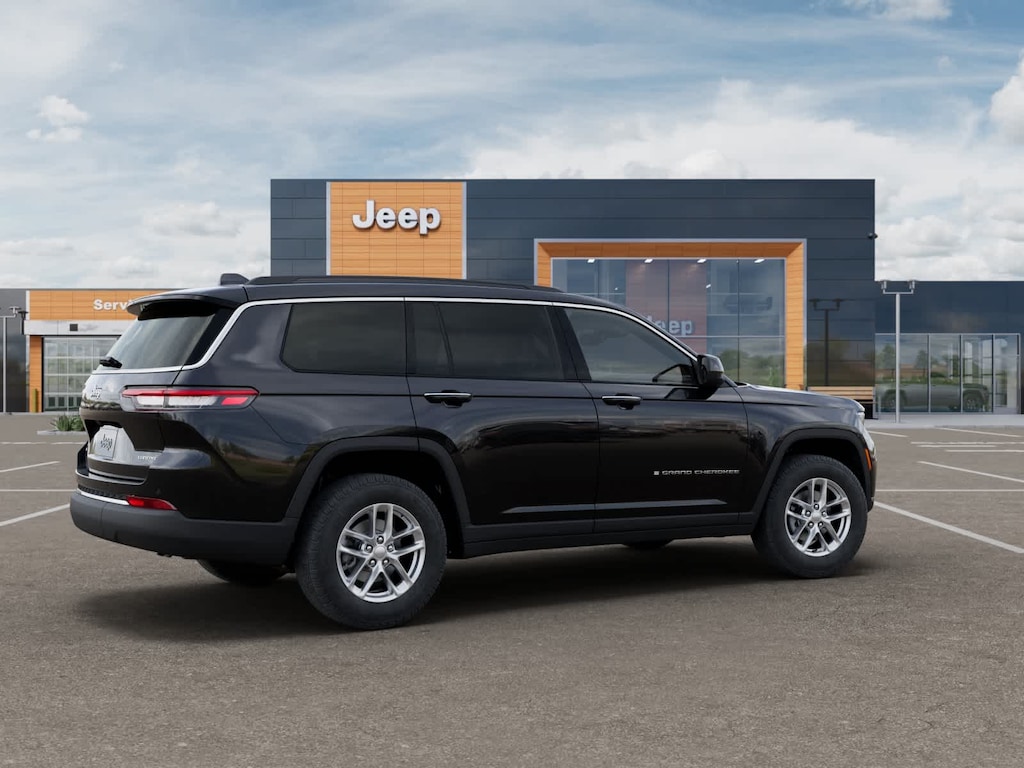 New 2025 Jeep Grand Cherokee L LAREDO X 4X4 Sport Utility