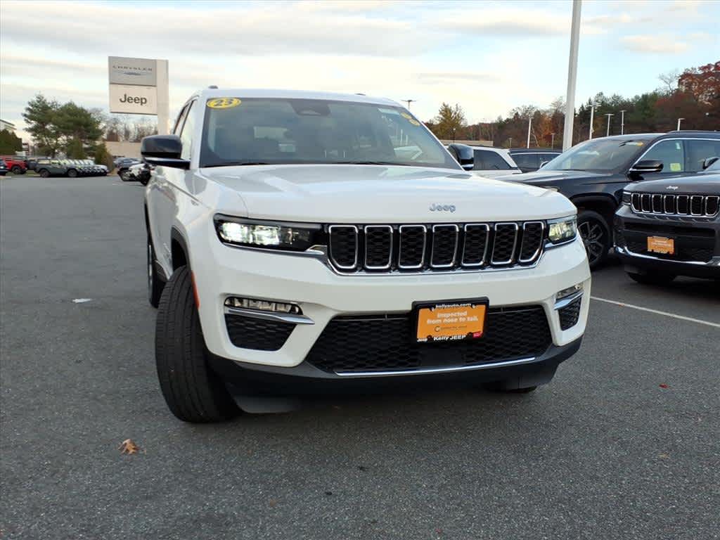 2023 Jeep Grand Cherokee Limited photo 4