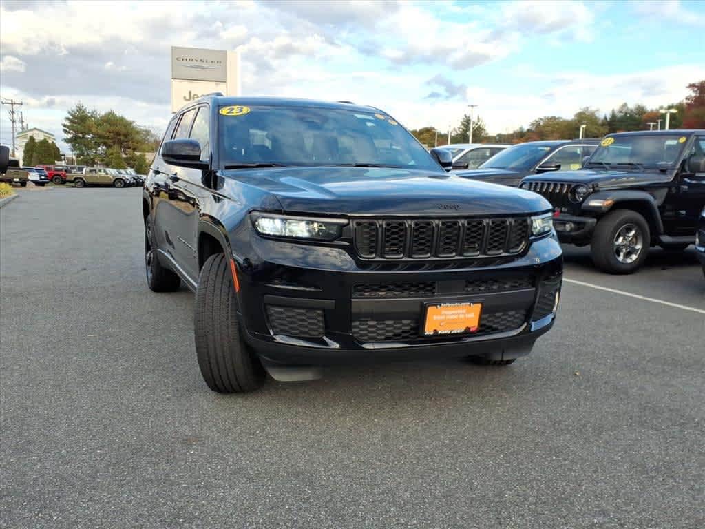 Certified 2023 Jeep Grand Cherokee L Altitude 4x4