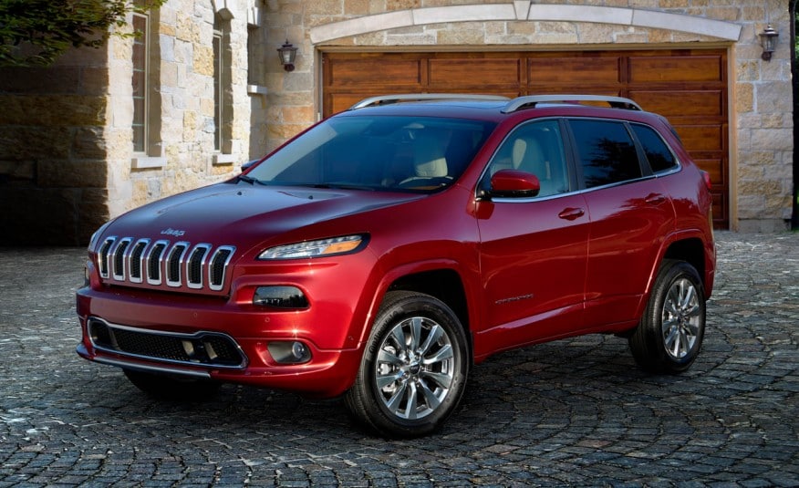 2016 Jeep Cherokee Overland looks even better with added chrome and interior features
