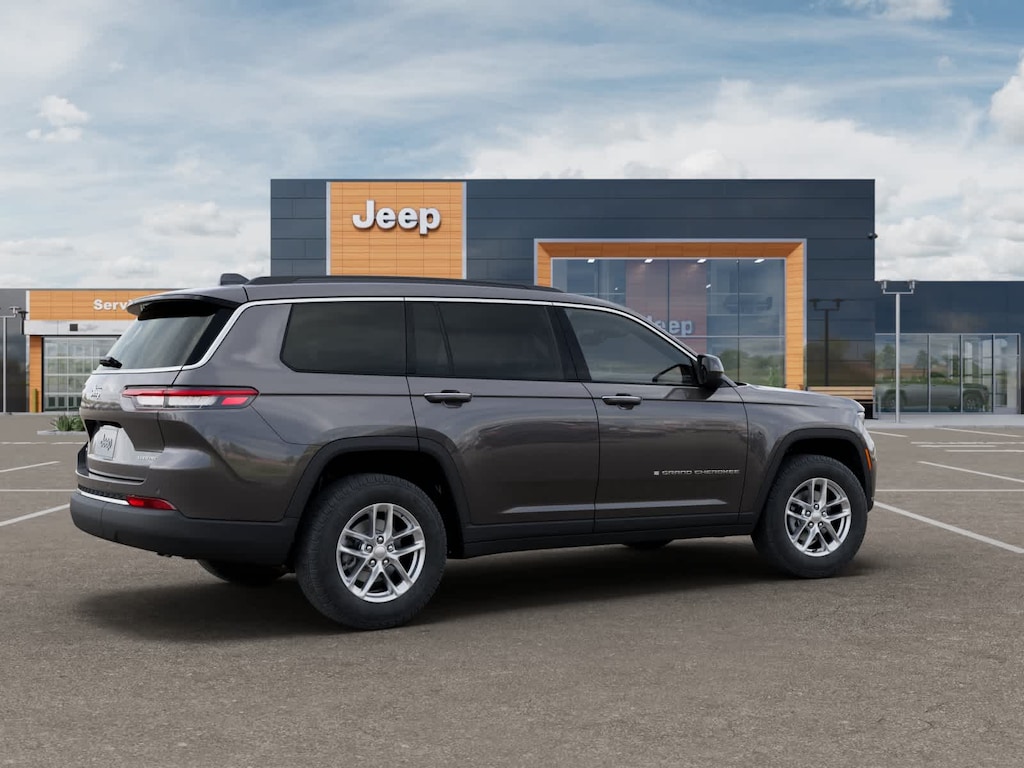 New 2025 Jeep Grand Cherokee L LAREDO X 4X4 Sport Utility