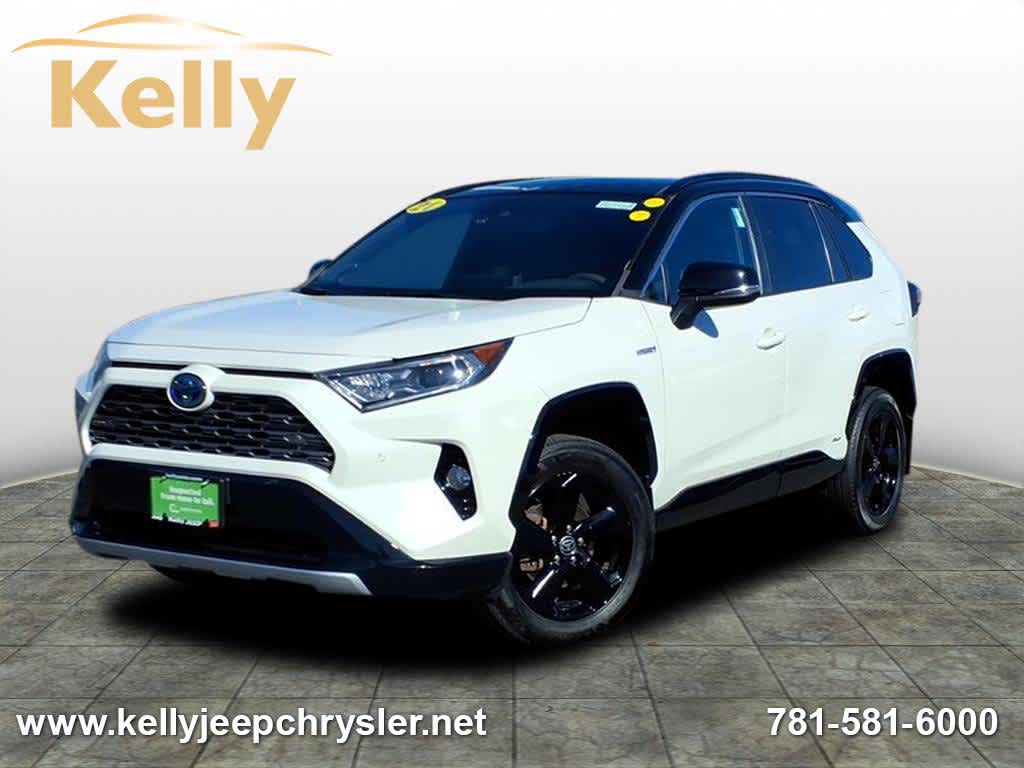 2021 Toyota RAV4 XSE's photo