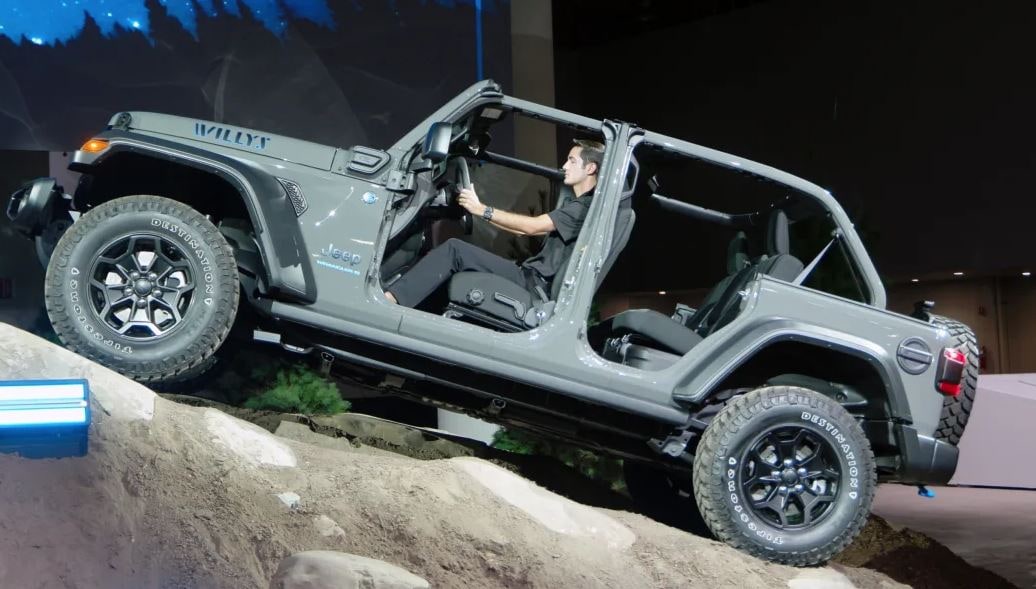 BestSelling PHEV in America the Jeep Wrangler 4xe Expands Lineup