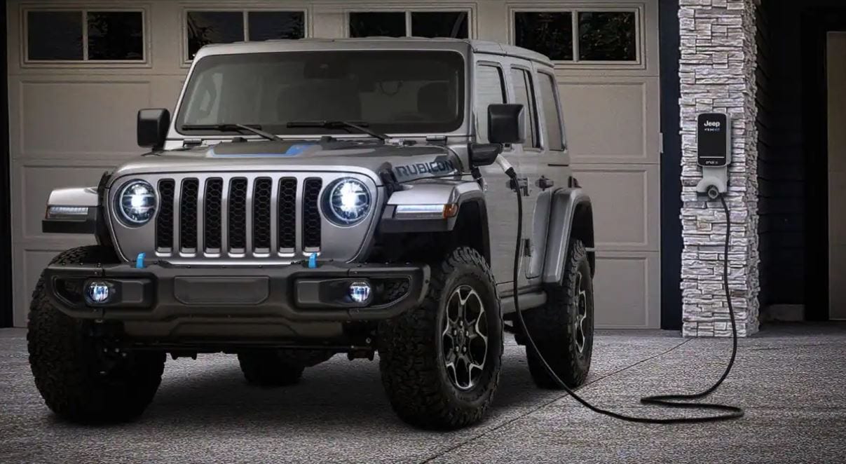 Jeep Wrangler 4xe Rubicon Charging Up