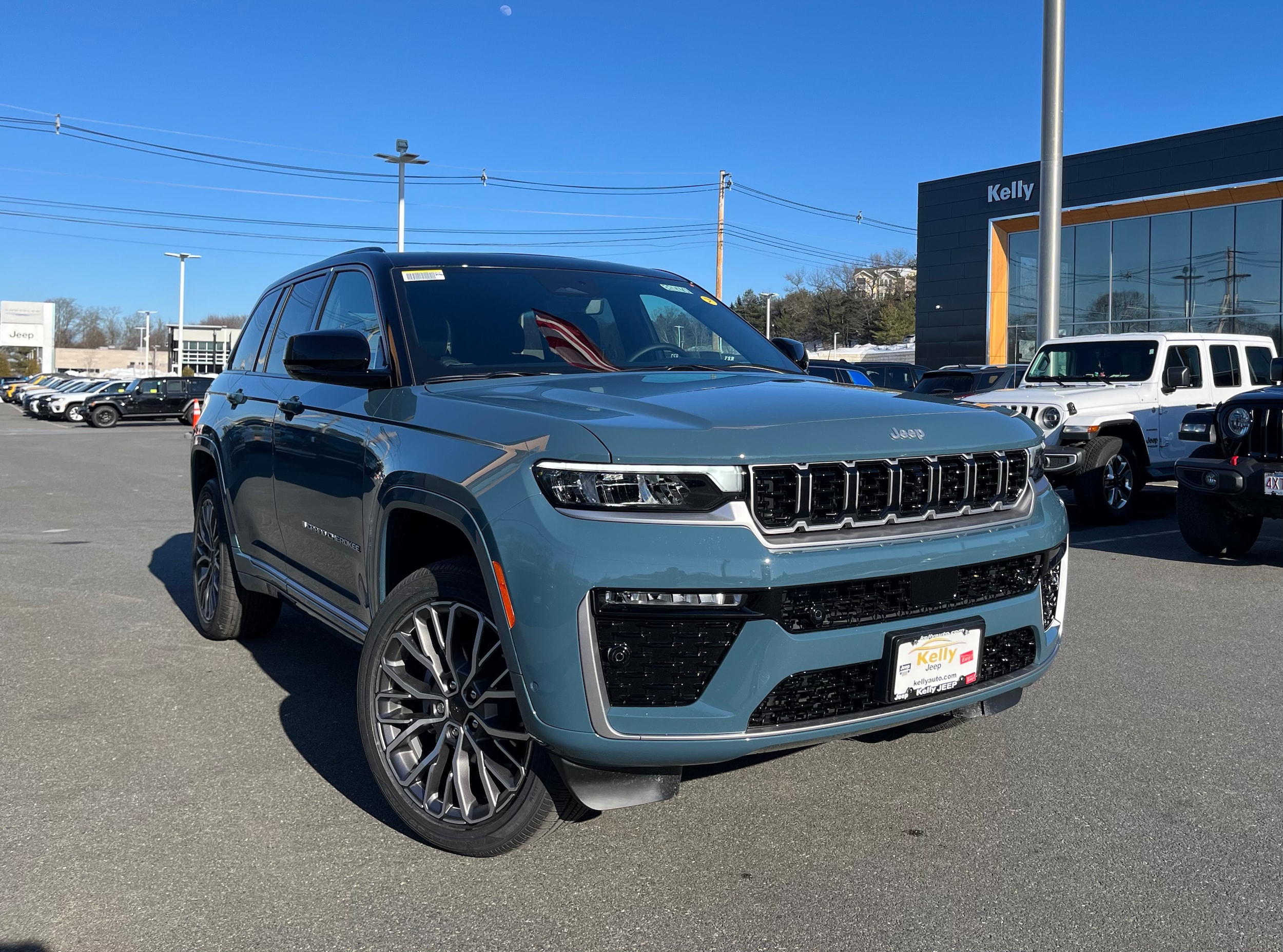 2026%20Jeep%20Grand%20Cherokee%20at%20Kelly%20Jeep.jpeg