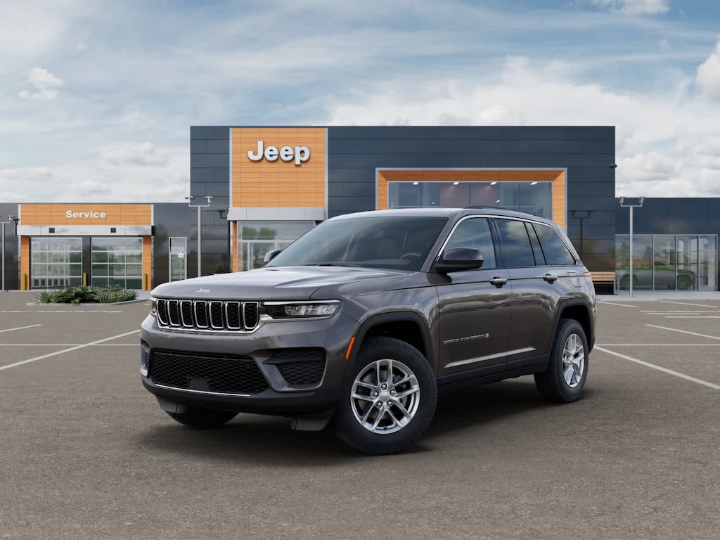 New 2025 Jeep Grand Cherokee LAREDO X 4X4 Sport Utility