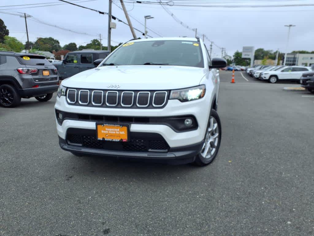 Certified 2022 Jeep Compass Latitude Lux with VIN 3C4NJDFB5NT222725 for sale in Lynnfield, MA