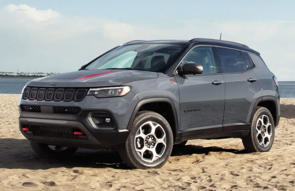 2022 Jeep Compass at Beach