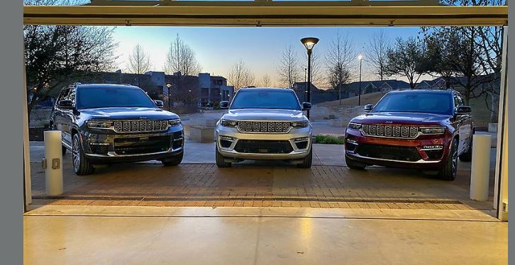 Three 2023 Jeep Grand Cherokee Models