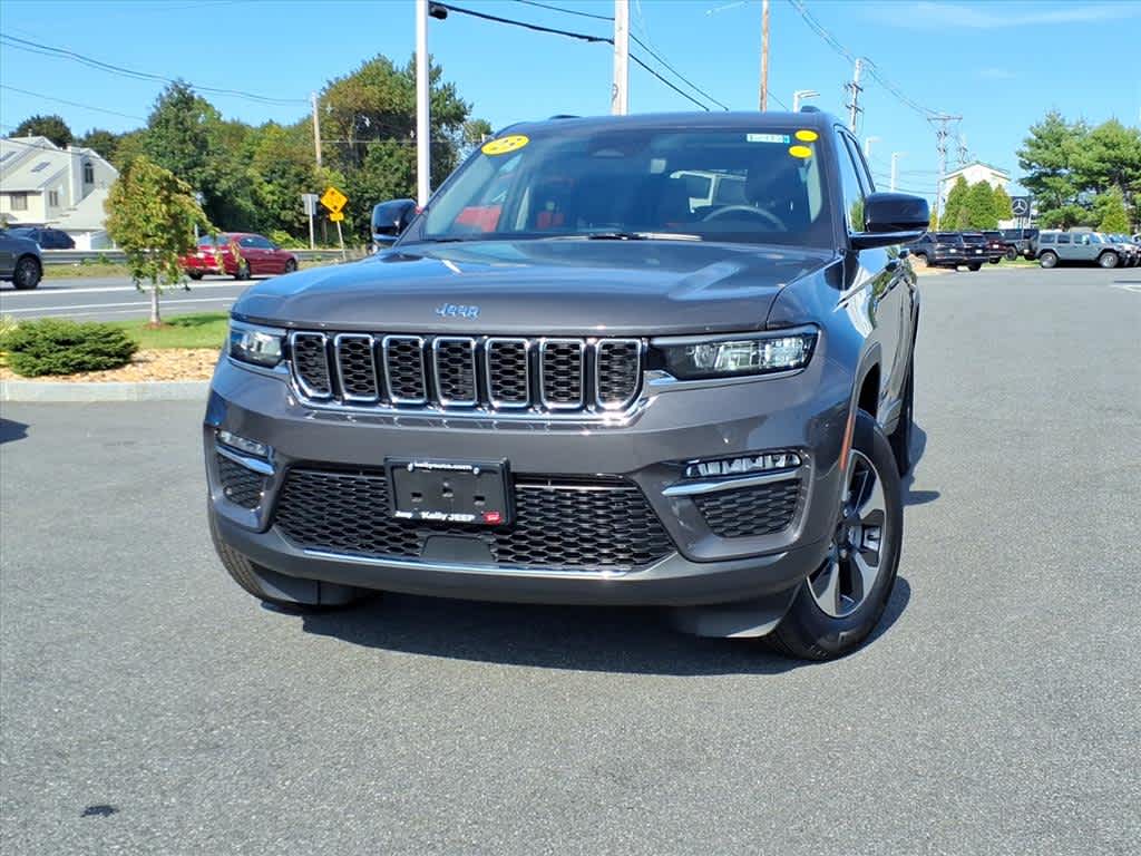 2023 Jeep Cherokee 4xe photo 2