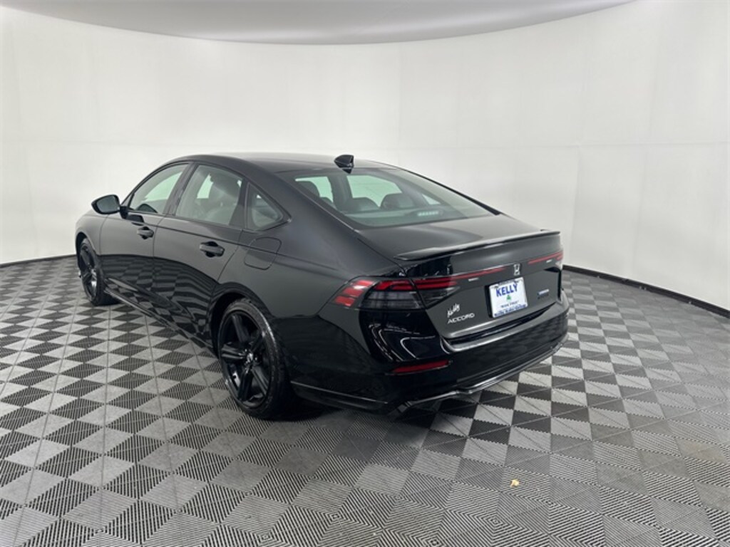 Used 2025 Honda Accord Hybrid Sport-L Sedan
