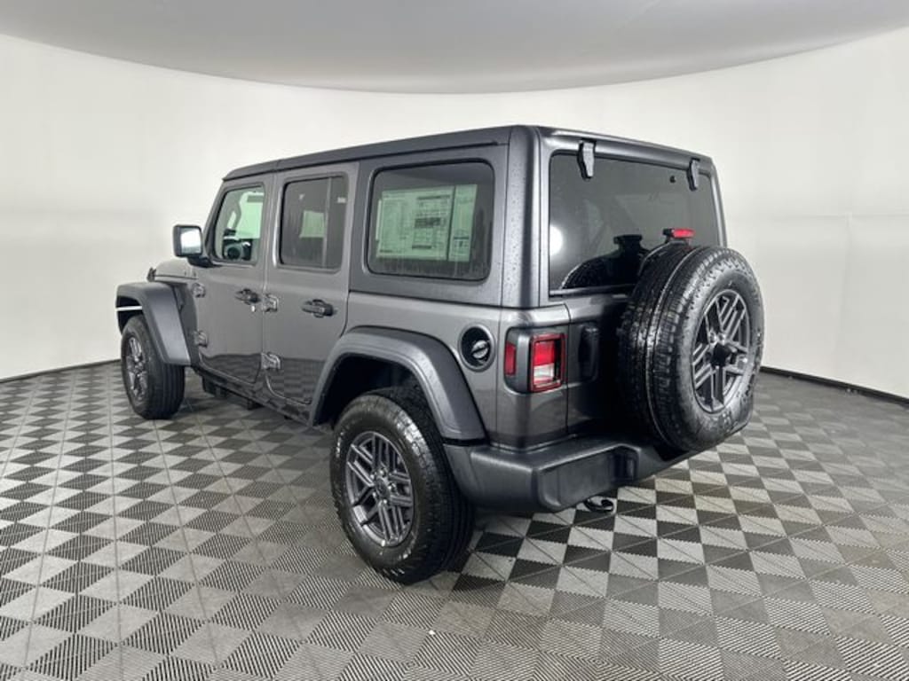 New 2026 Jeep Wrangler 4-DOOR SPORT S Sport Utility