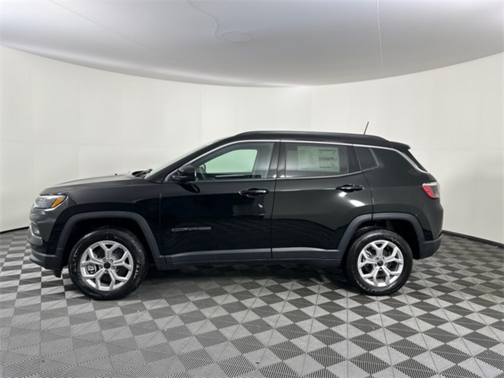 New 2026 Jeep Compass LATITUDE 4X4 Sport Utility