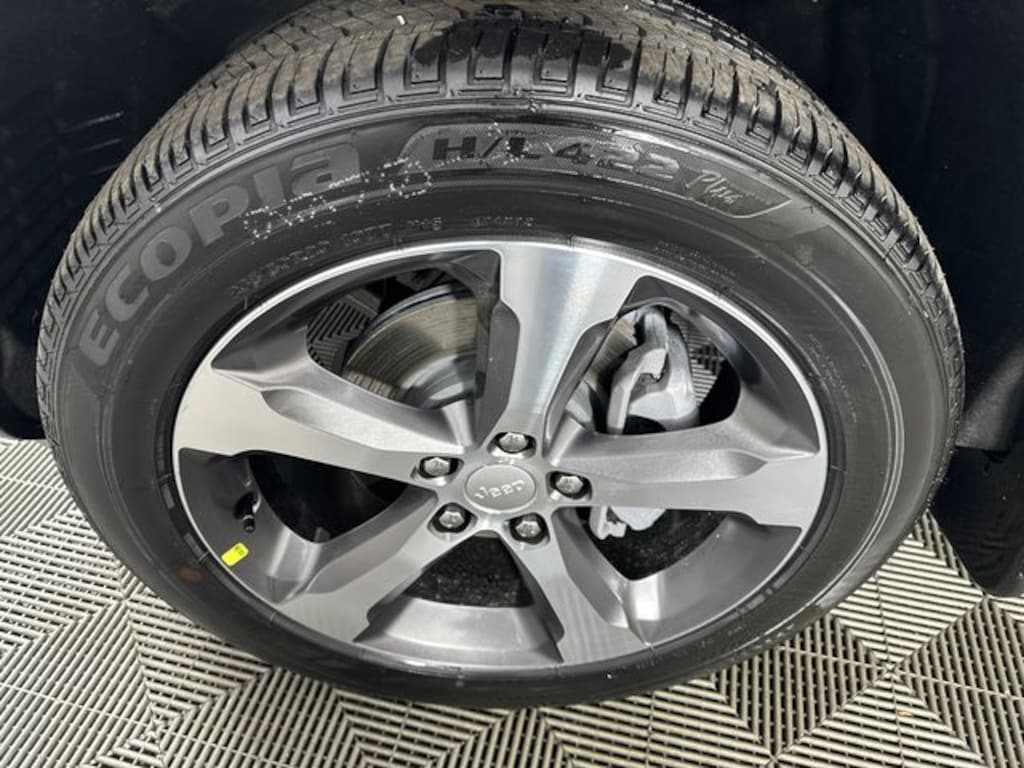 New 2026 Jeep Grand Cherokee LIMITED 4X4 Sport Utility