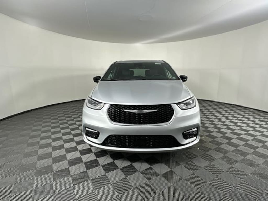 New 2026 Chrysler Pacifica SELECT AWD Passenger Van