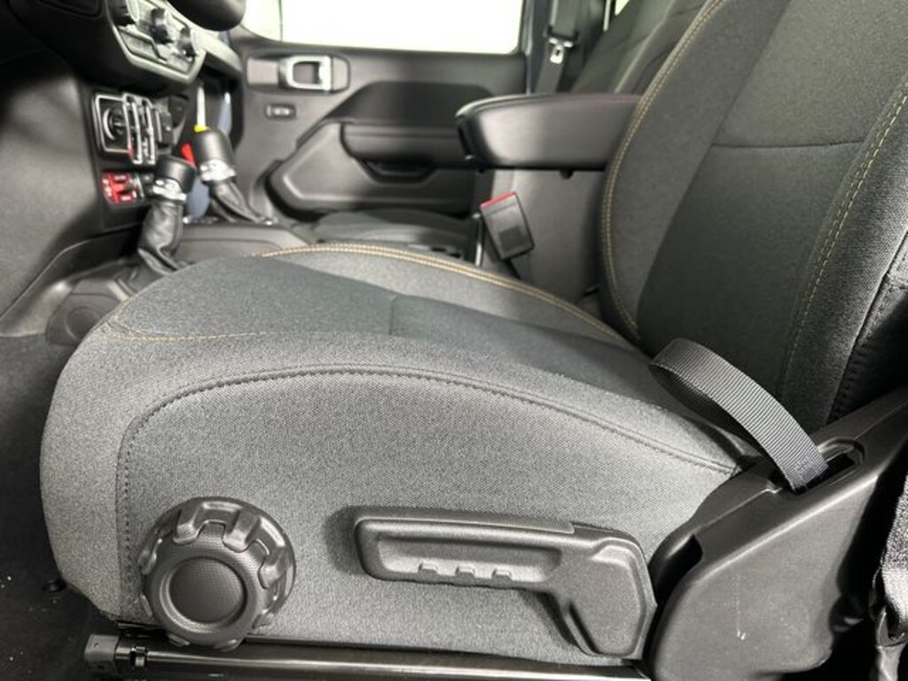 New 2026 Jeep Wrangler 4-Door Willys 4x4 Sport Utility