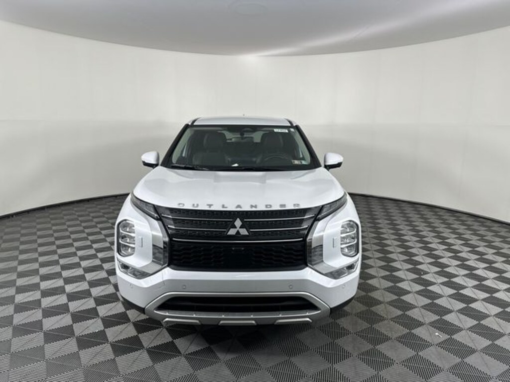 Used 2023 Mitsubishi Outlander SE SUV