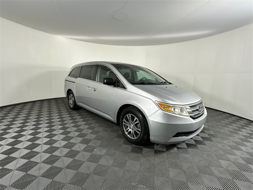 Used 2011 Honda Odyssey EX-L Minivan/Van