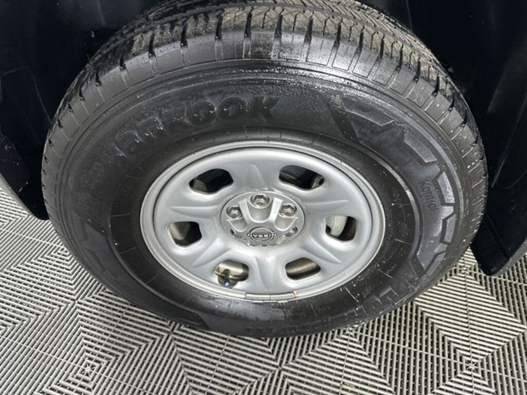 Used 2024 Nissan Frontier S Truck