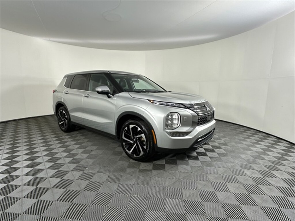 Used 2022 Mitsubishi Outlander ES SUV