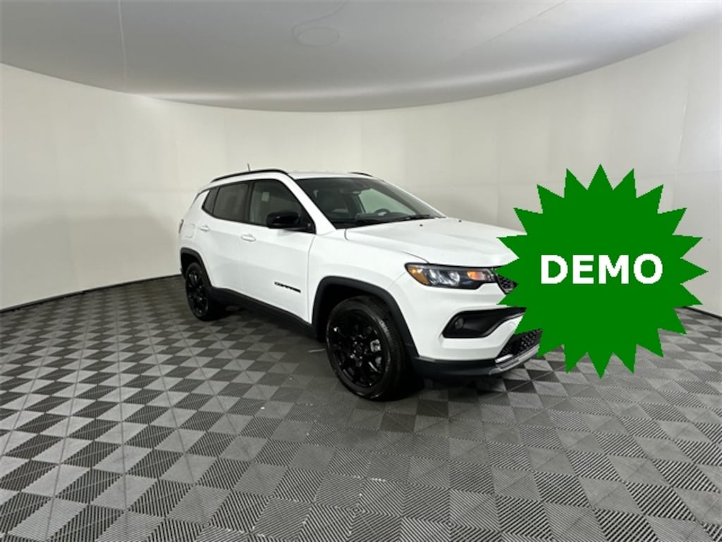 New 2026 Jeep Compass LATITUDE ALTITUDE 4X4 Sport Utility