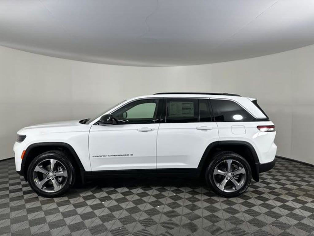 New 2026 Jeep Grand Cherokee LIMITED 4X4 Sport Utility