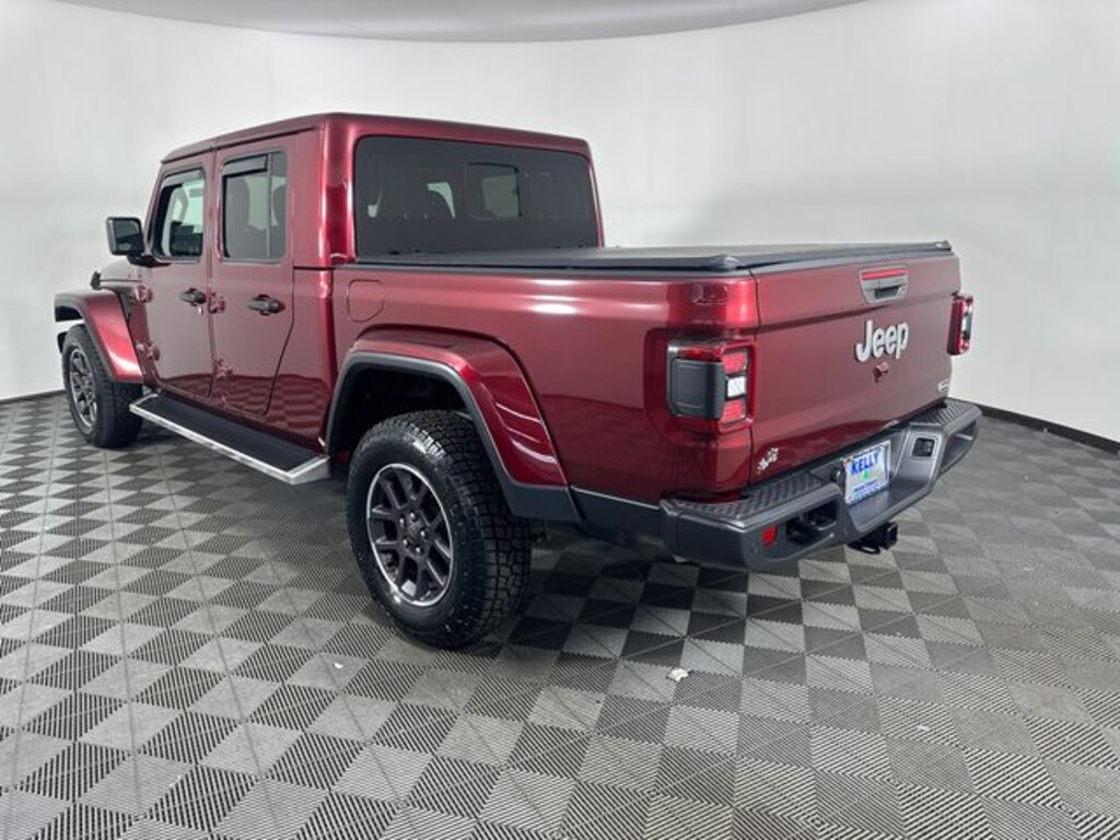Certified 2021 Jeep Gladiator Overland Truck