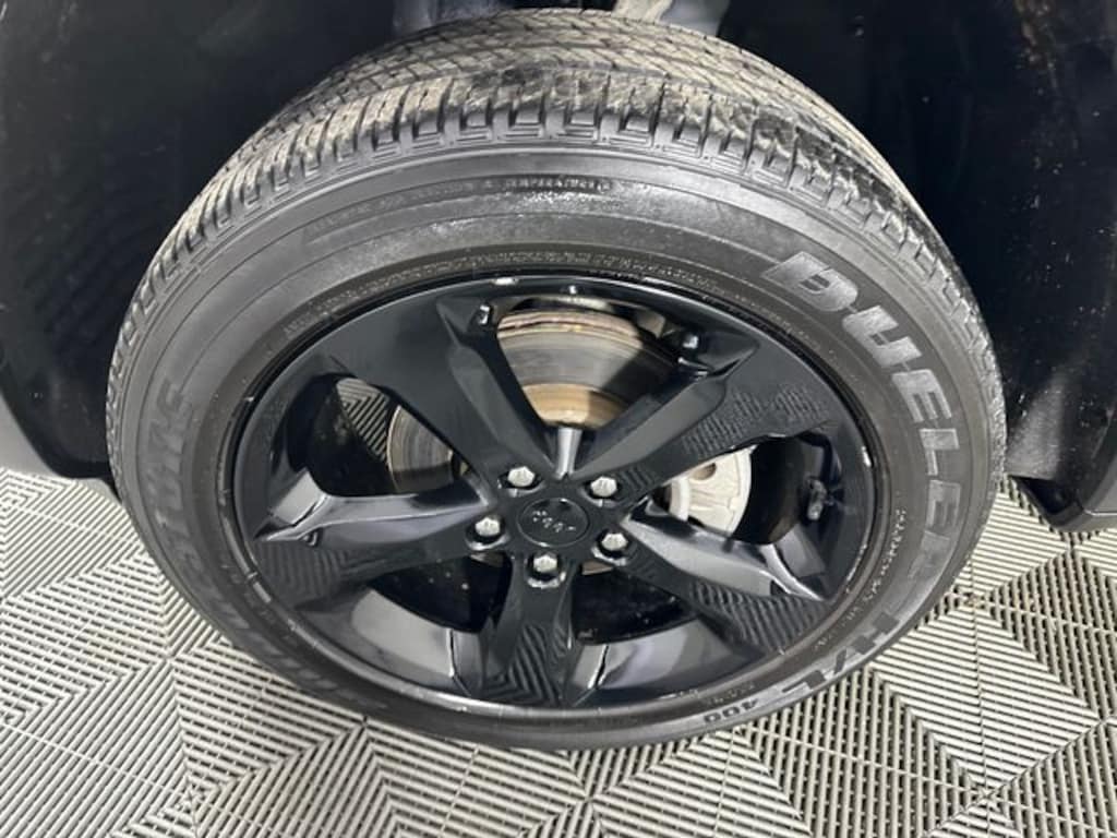 Used 2023 Jeep Grand Cherokee Altitude SUV